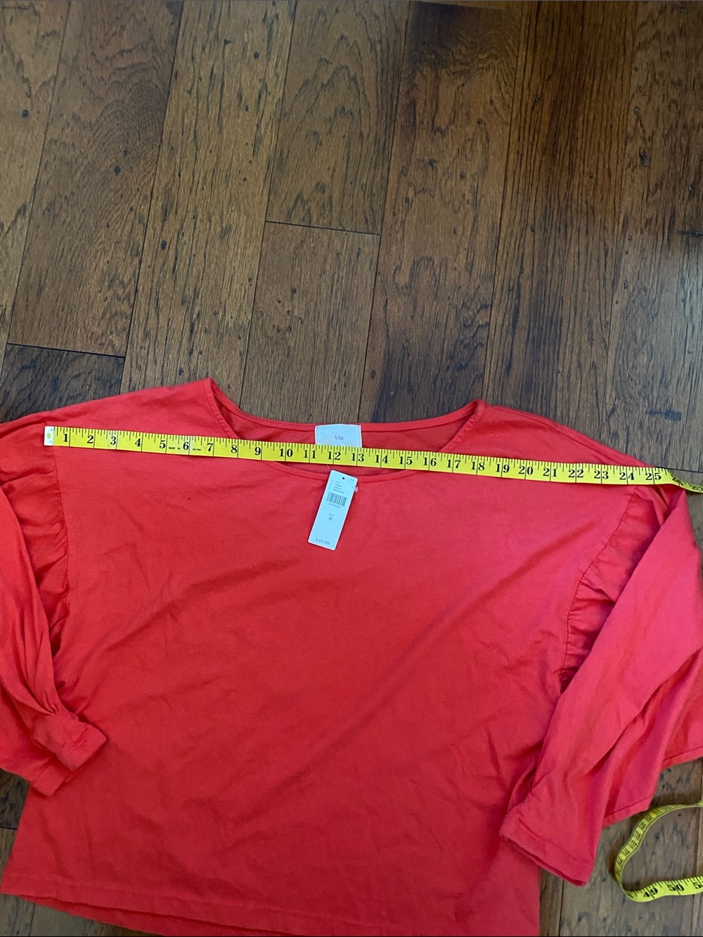 NWT T.La women’s tshirt- medium - Picture 4 of 11